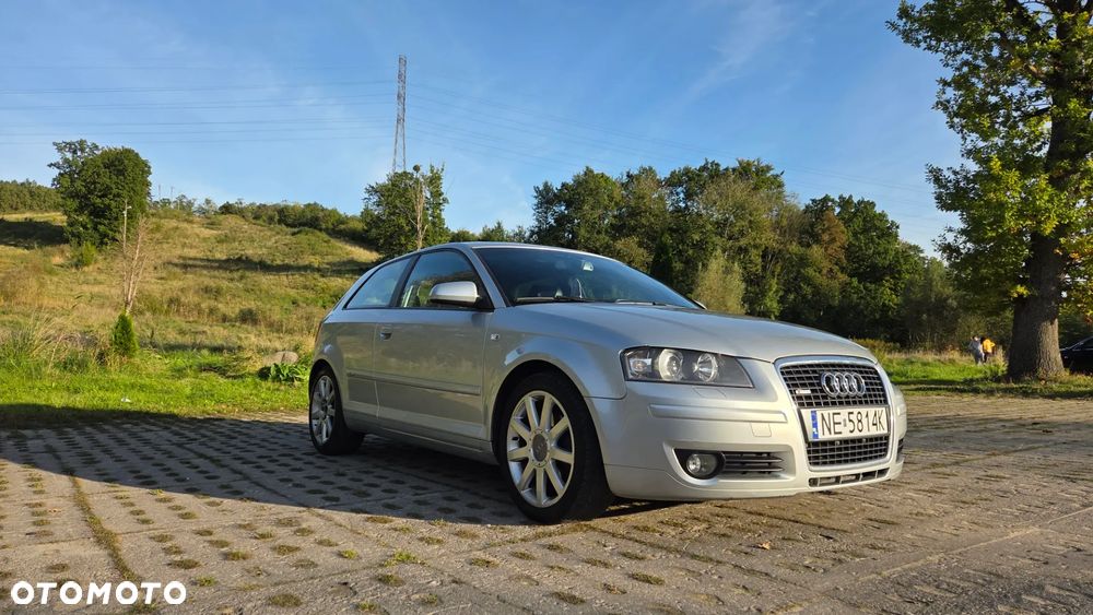 Audi A3 2.0 FSI Ambiente - 2