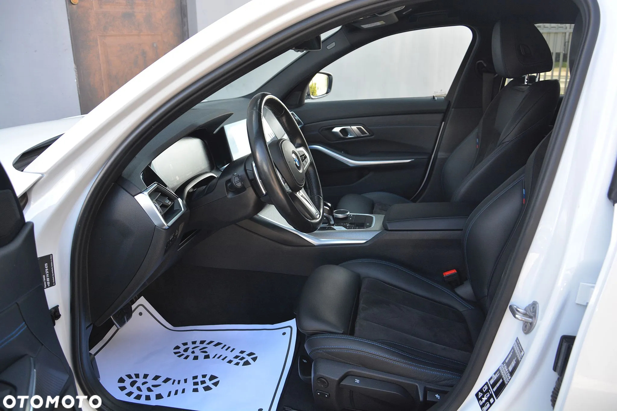 BMW Seria 3 320d Touring xDrive M Sport - 11