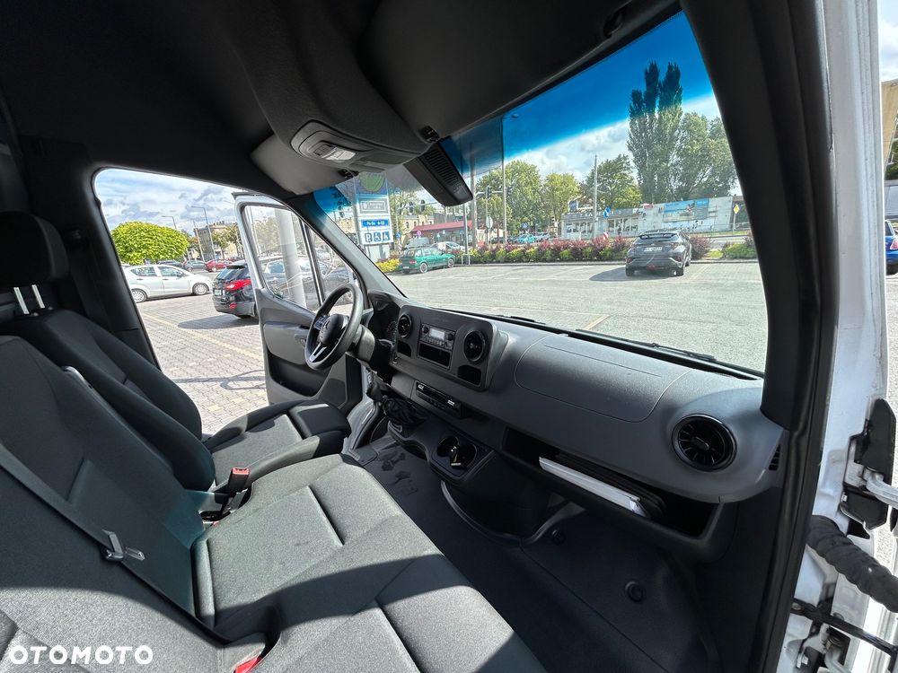 Mercedes-Benz sprinter - 9
