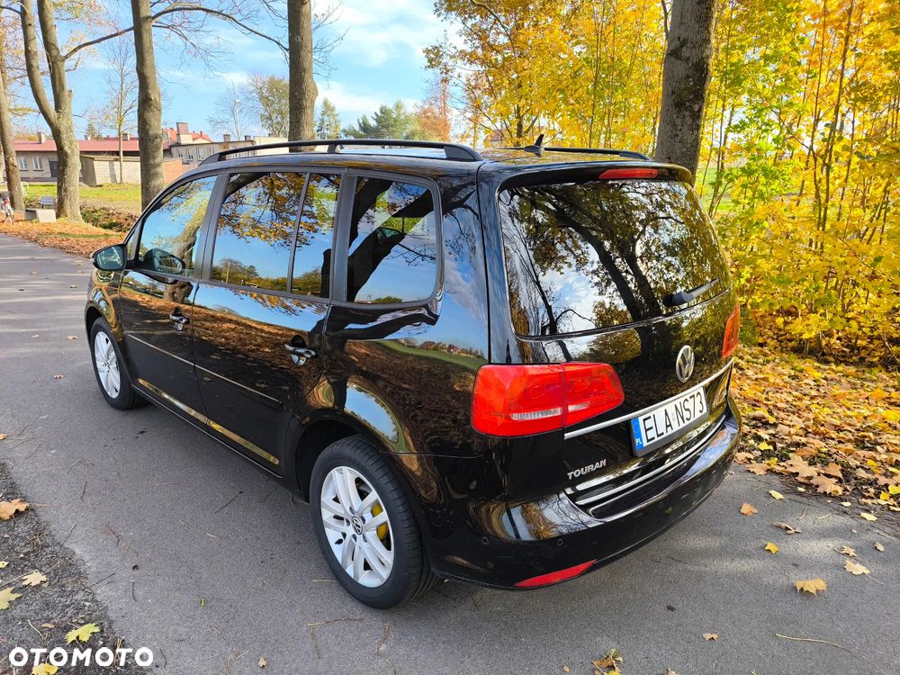 Volkswagen Touran 1.6 TDI DPF BlueMot Comfortline - 3