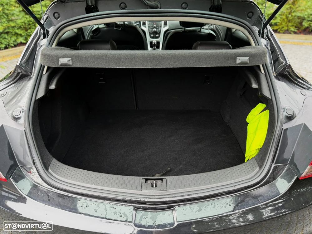 Opel Astra GTC 1.6 CDTi S/S - 19