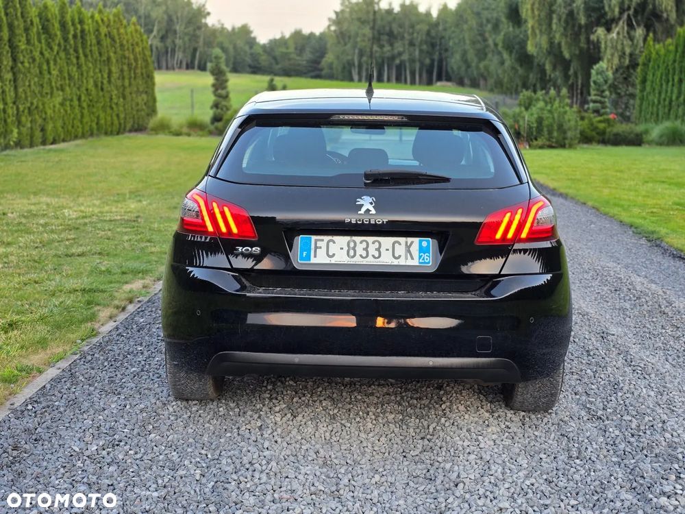 Peugeot 308 - 4