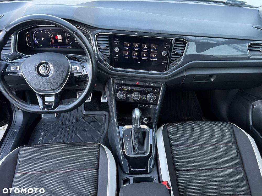 Volkswagen T-Roc - 25