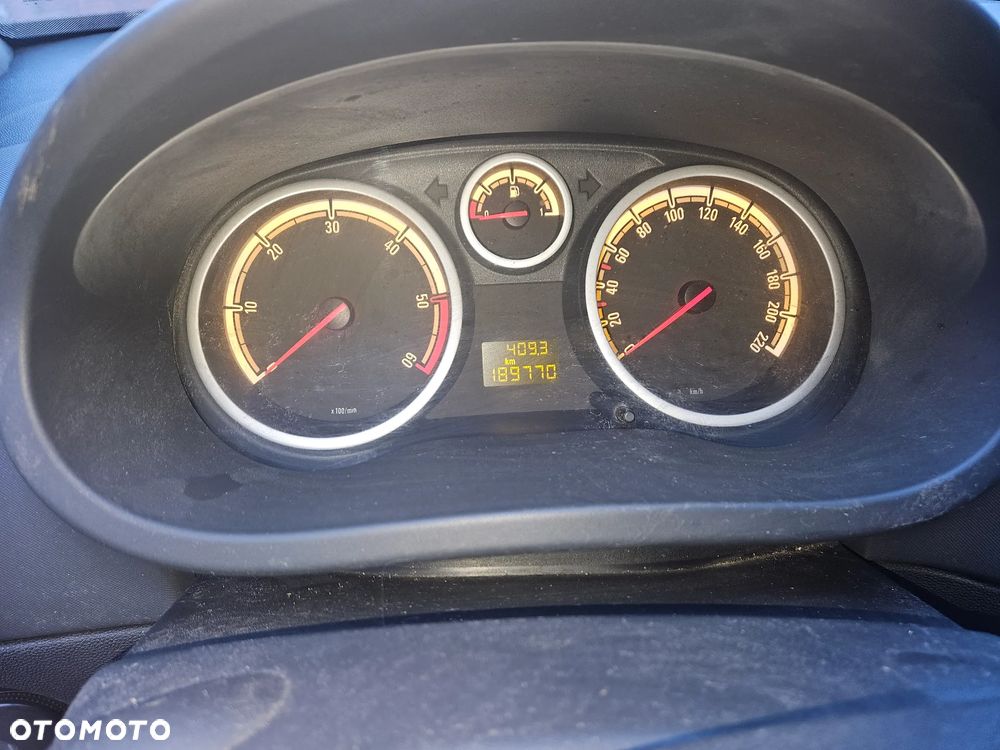Opel Corsa - 4