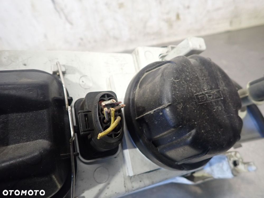LAMPA PRAWA PRZEDNIA SKODA OCTAVIA I - 3