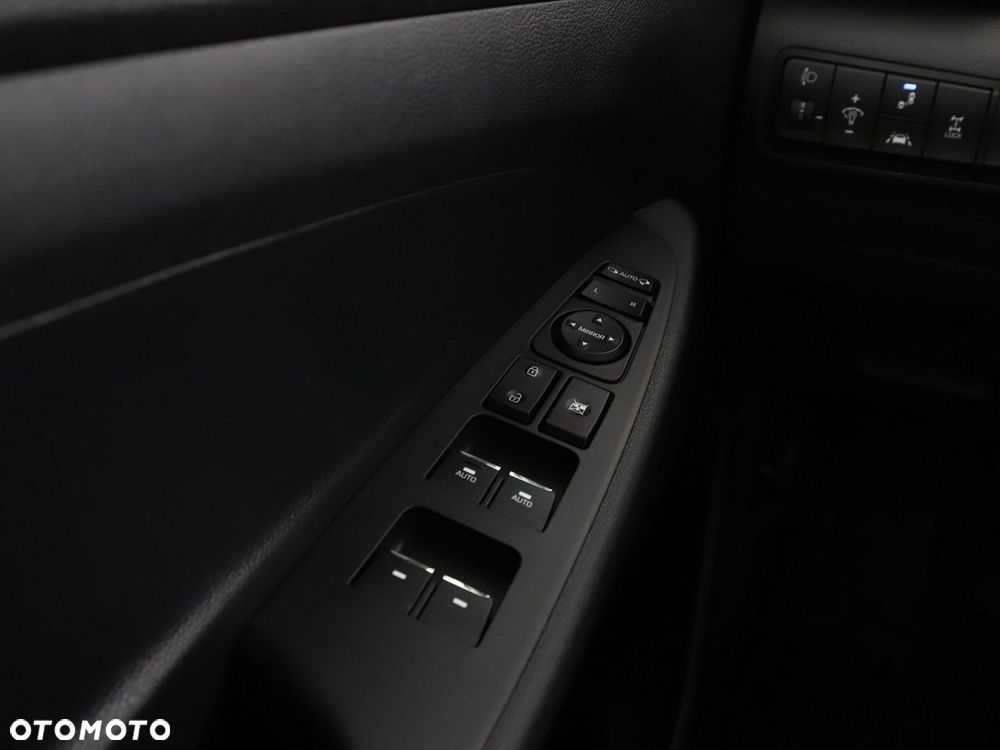 Hyundai Tucson blue 1.6 CRDi 4WD DCT Premium - 34