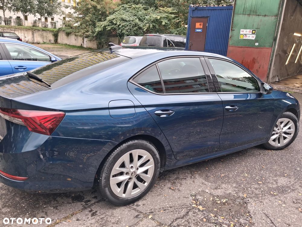 Skoda Octavia 1.5 TSI ACT Ambition - 4