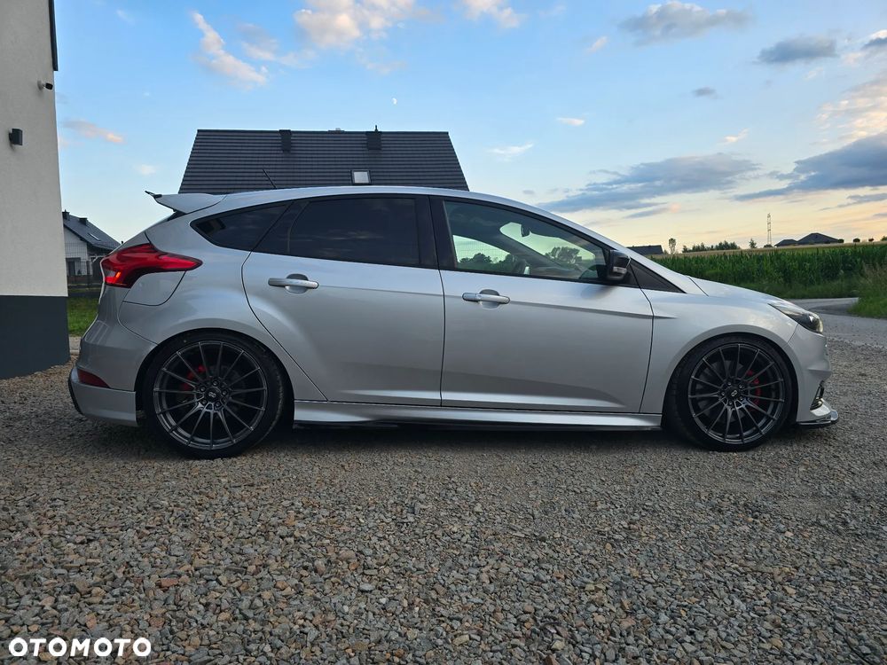 Ford Focus 2.0 EcoBoost ST mit Leder-Sport-Paket - 9