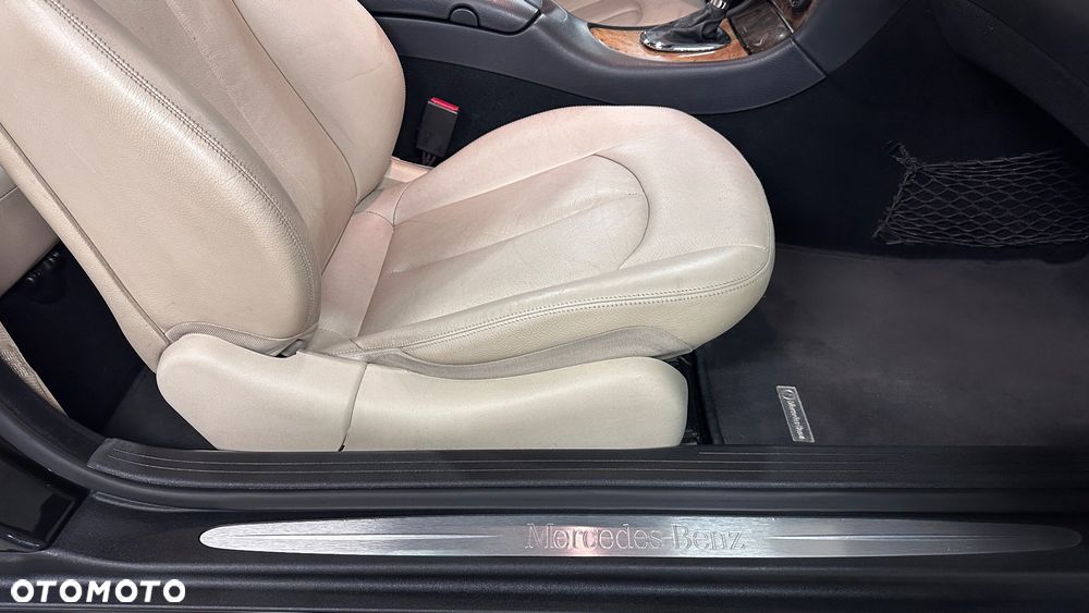 Mercedes-Benz CLK 350 7G-TRONIC Avantgarde - 40