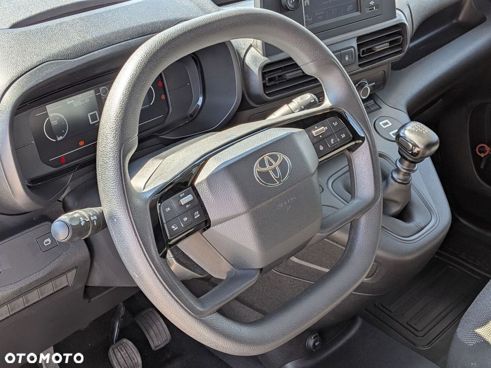 Toyota PROACE CITY - 16