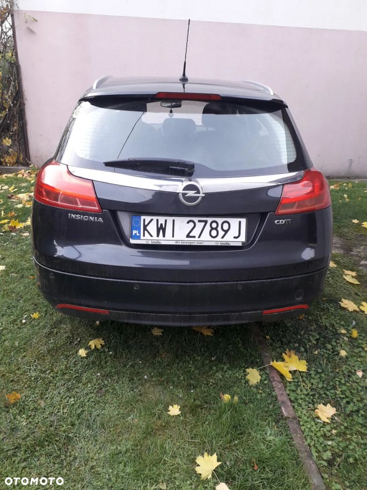 Opel Insignia 2.0 CDTI Sports Tourer - 10