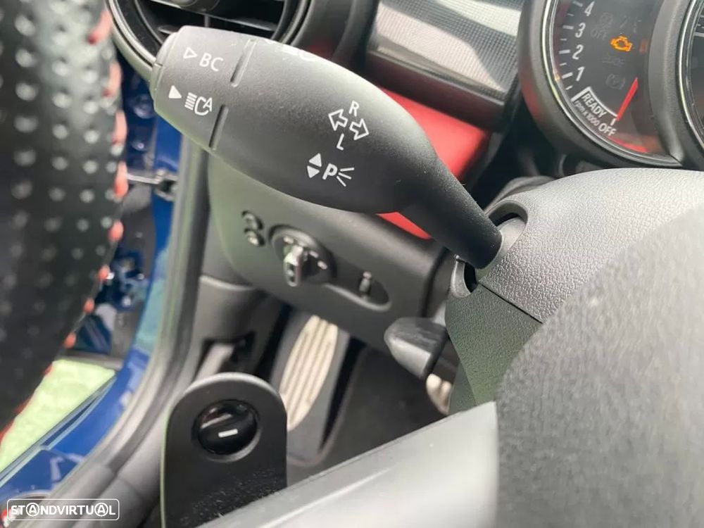 MINI 3 Portas John Cooper Works Auto Desportiva - 11