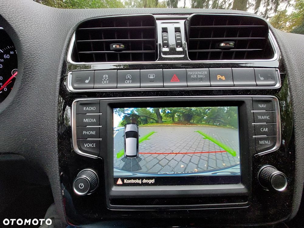 Volkswagen Polo - 22