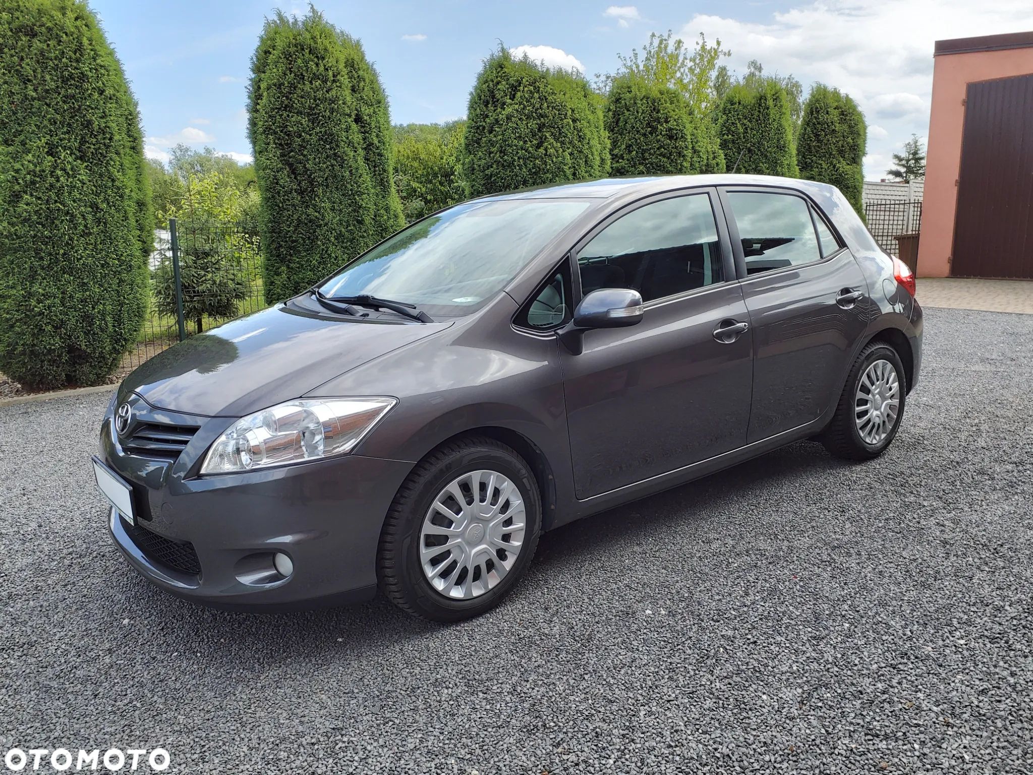 Toyota Auris 1.6 Premium - 1