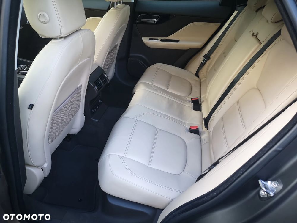 Jaguar F-Pace 20d AWD Prestige - 26