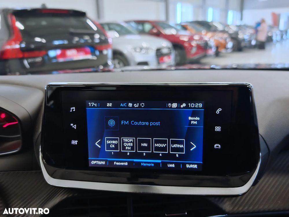 Peugeot 2008 PureTech 130 Stop&Start EAT6 Allure - 11