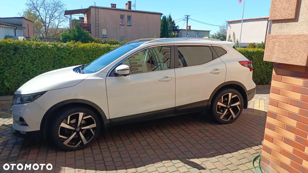 Nissan Qashqai 1.2 DIG-T Tekna Xtronic EU6 - 1