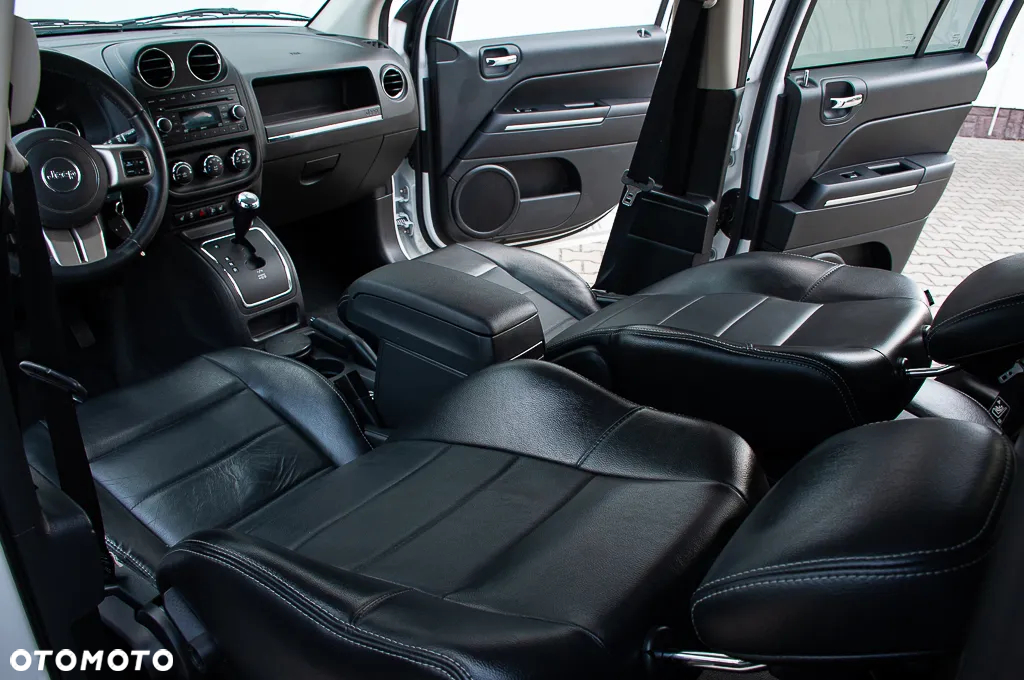 Jeep Compass 2.4I 4x4 Automatik Limited - 35