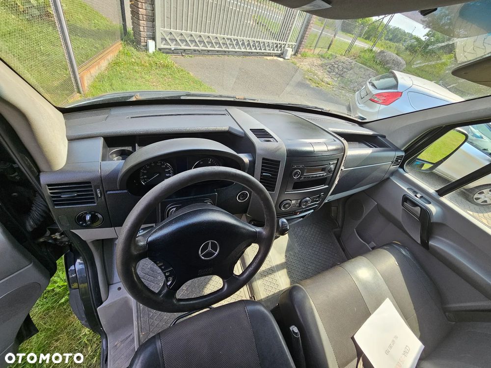 Mercedes-Benz Sprinter 906.211 - 3