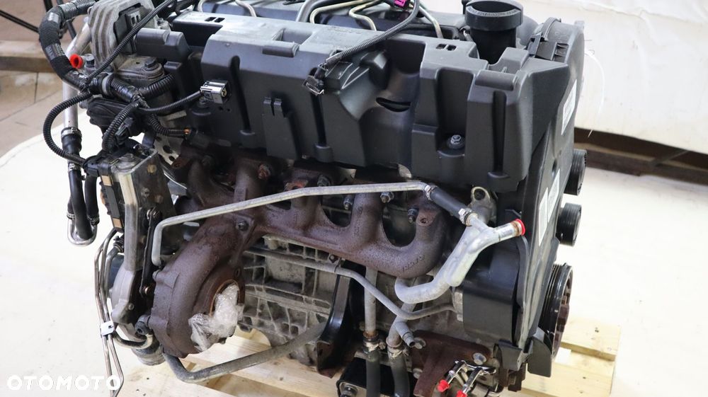 VOLVO S60 2.4 D5 SILNIK D5244T5 - 3