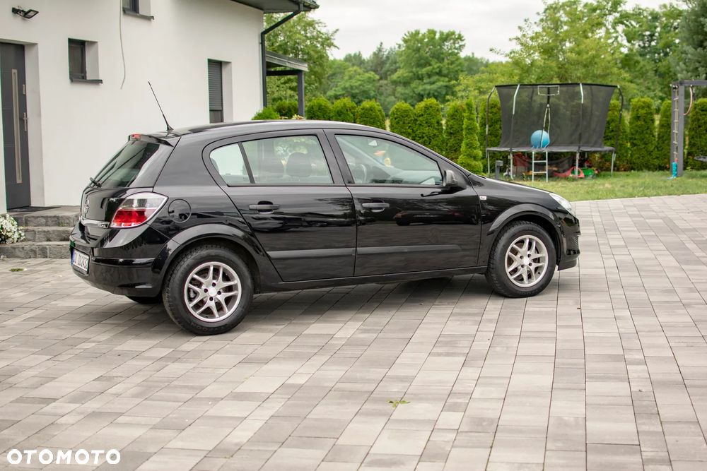 Opel Astra - 14