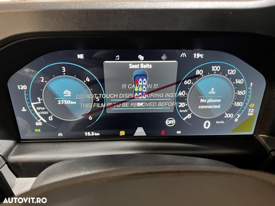 Volkswagen Caravelle - 11