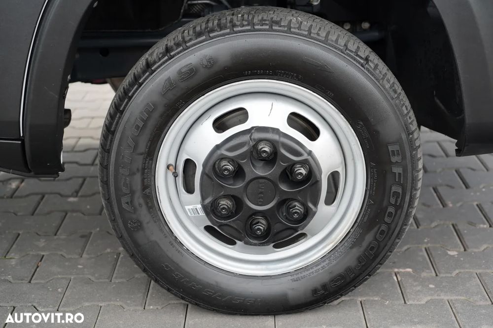 Iveco DAILY 35-180 / CONTAINER / AUTOMAT HI-MATIC / TWIN / 2022 / IMPORTAT - 16