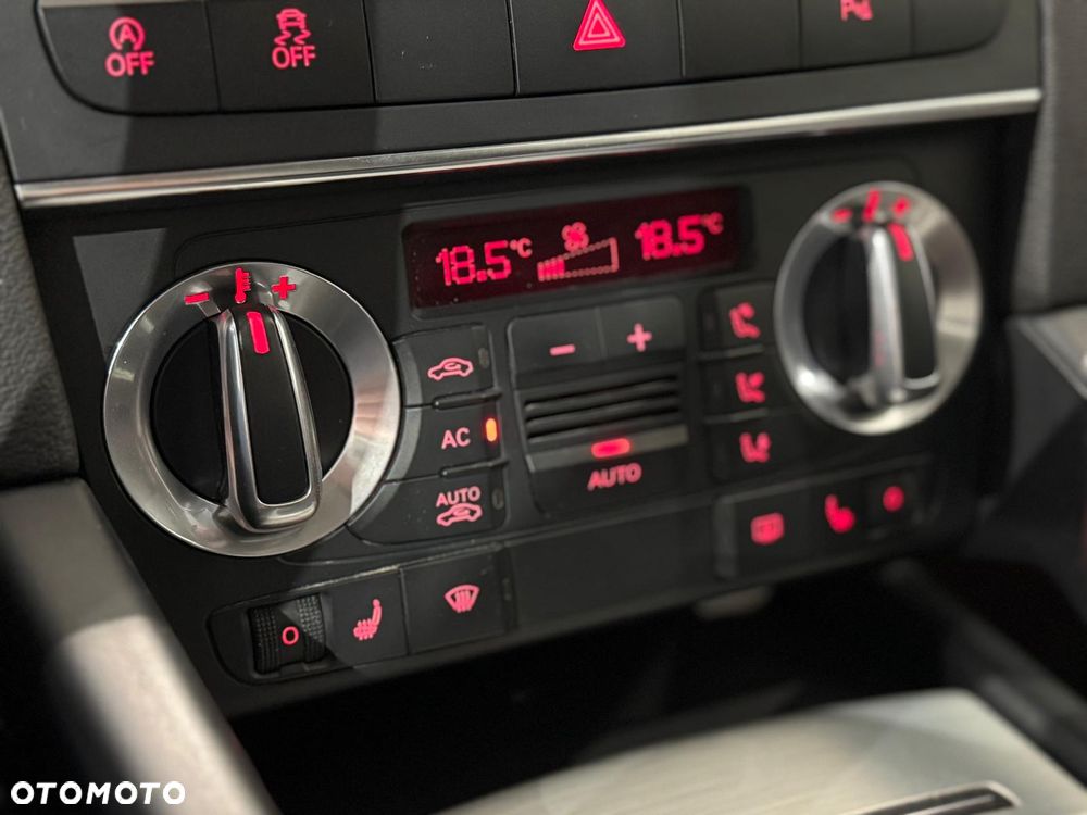 Audi A3 Sportback 2.0 TDI DPF Quattro Ambition - 31