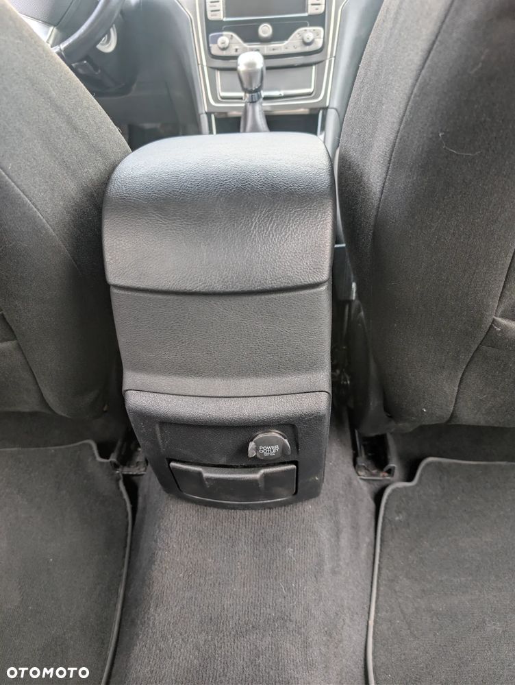 Ford Mondeo 2.0 Titanium - 10