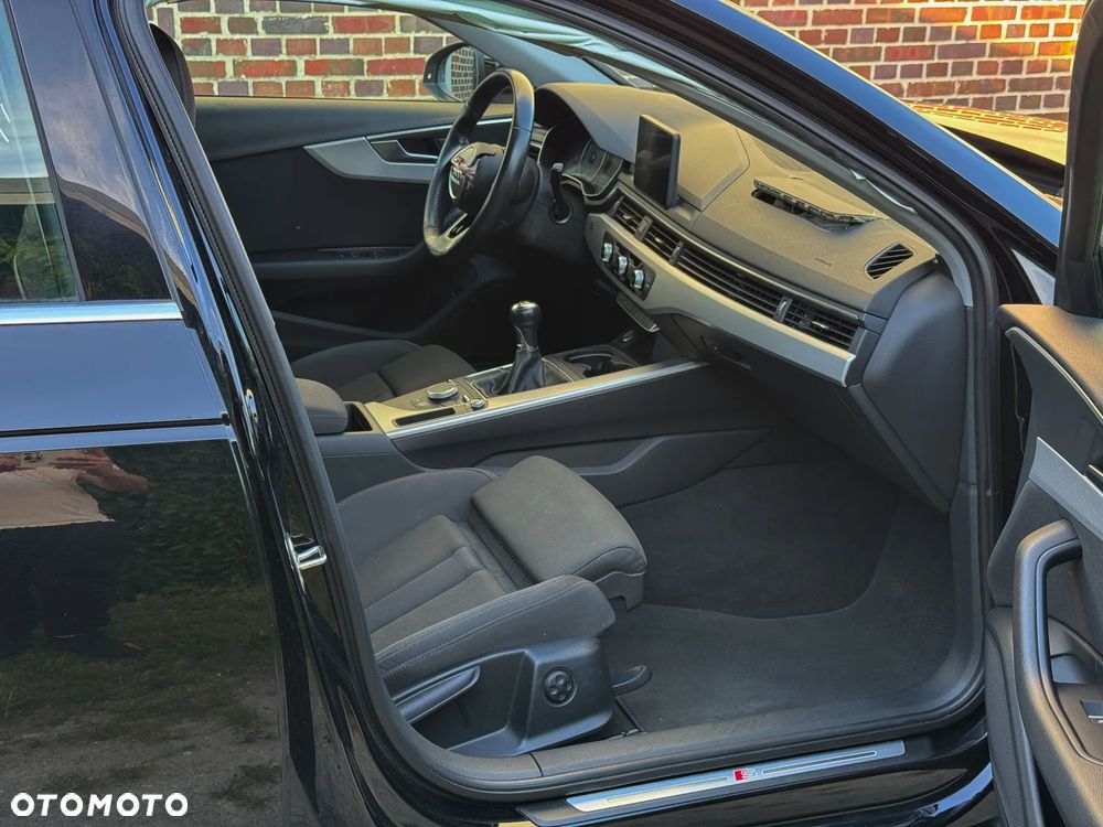 Audi A4 Limousine 2.0 TDI DPF clean diesel S line Sportpaket - 22