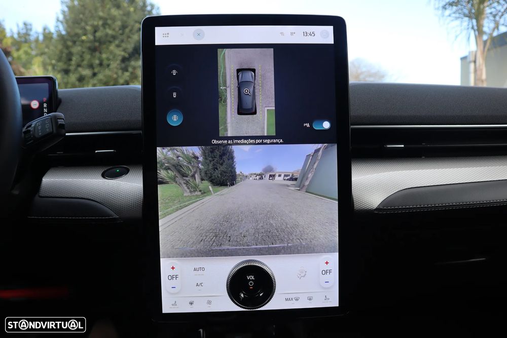 Ford Mustang Mach-E Standard - 37