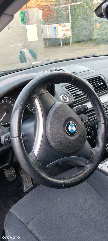BMW Seria 1 116i - 6
