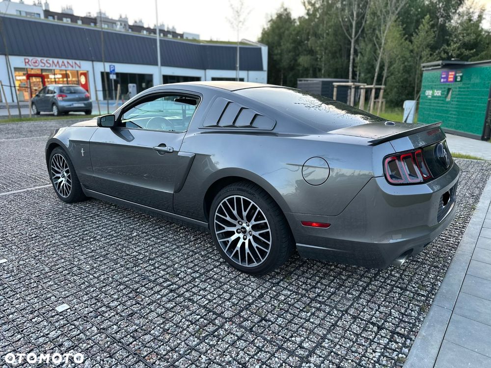 Ford Mustang 3.7 V6 Premium - 6
