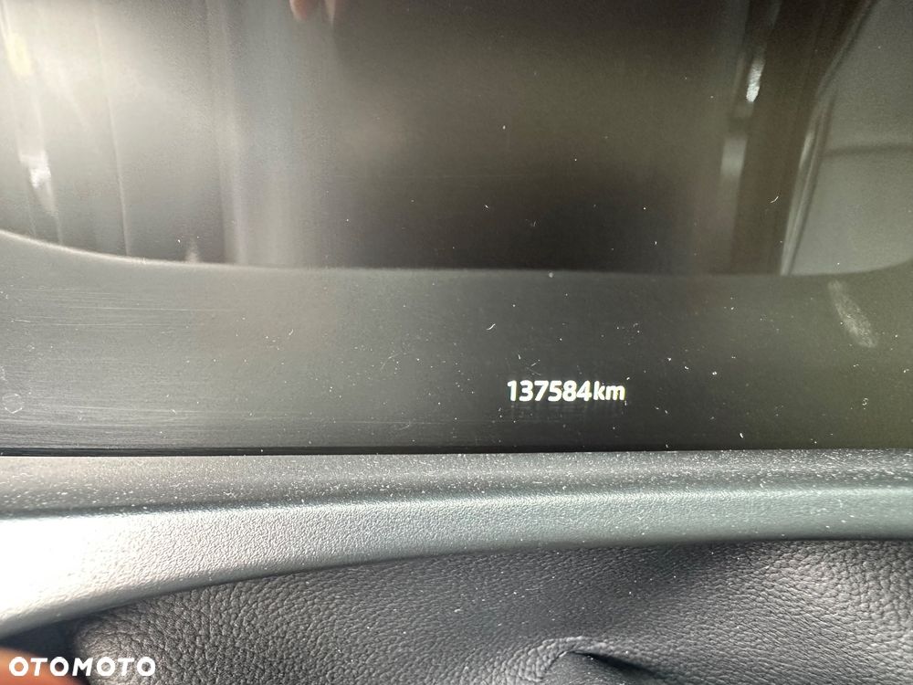 Jaguar F-Pace 25t AWD R-Sport - 11