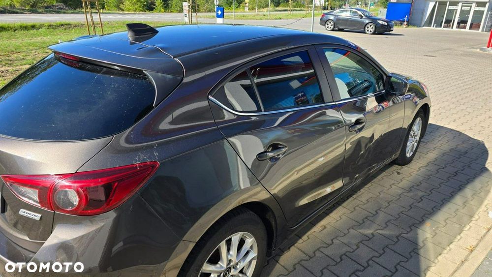 Mazda 3 - 9