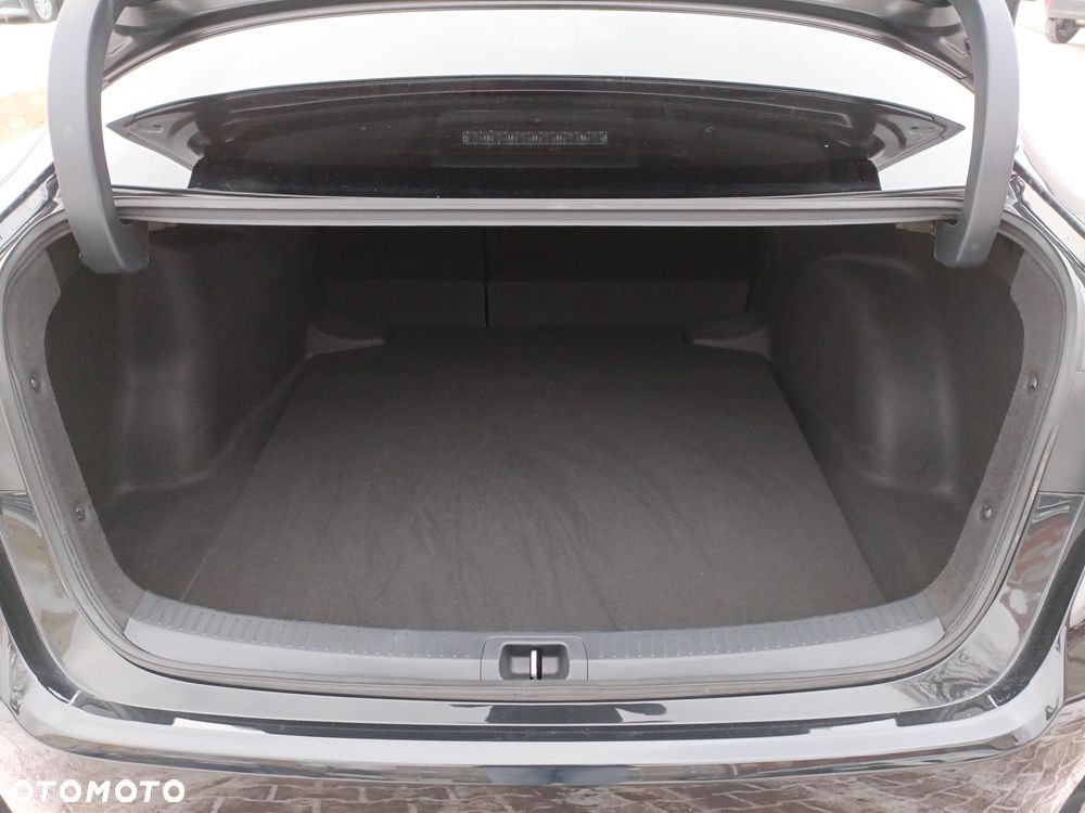 Toyota Corolla 1.8 Hybrid Style - 14