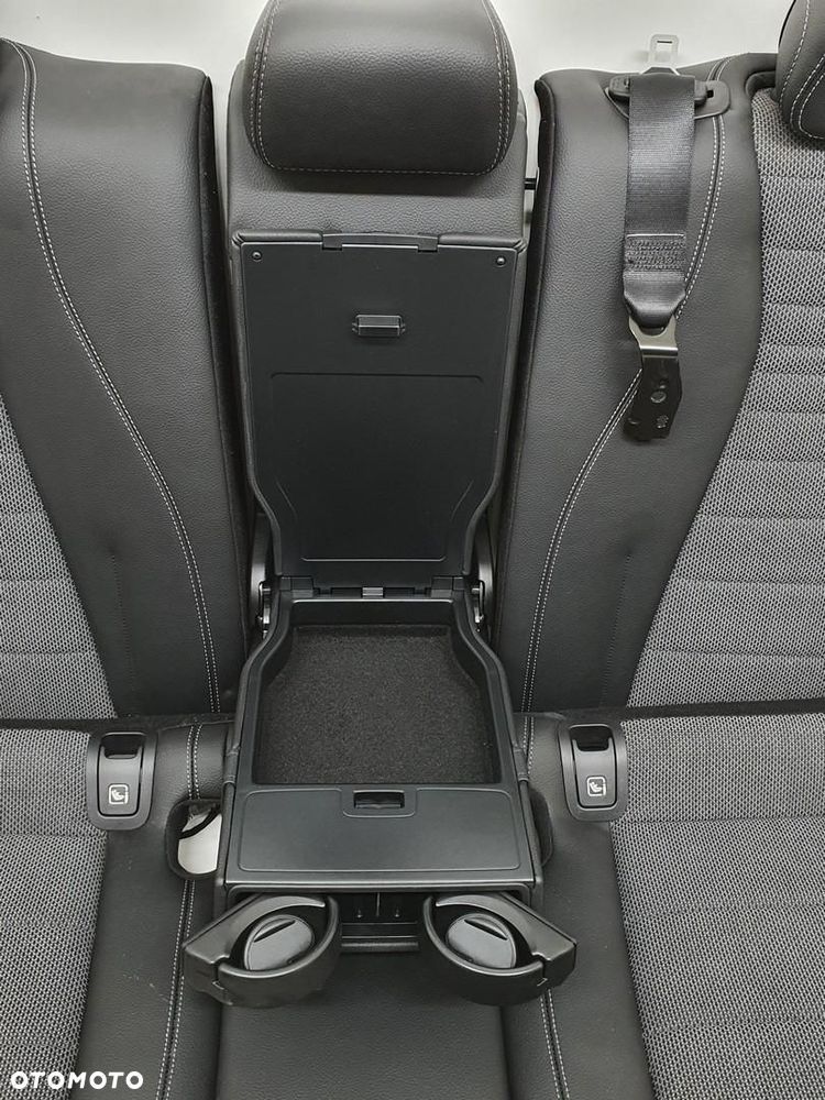 KANAPA TYŁ TYLNA SKÓRA MERCEDES W213 KOMBI A2139200504 A2139200604 - 11