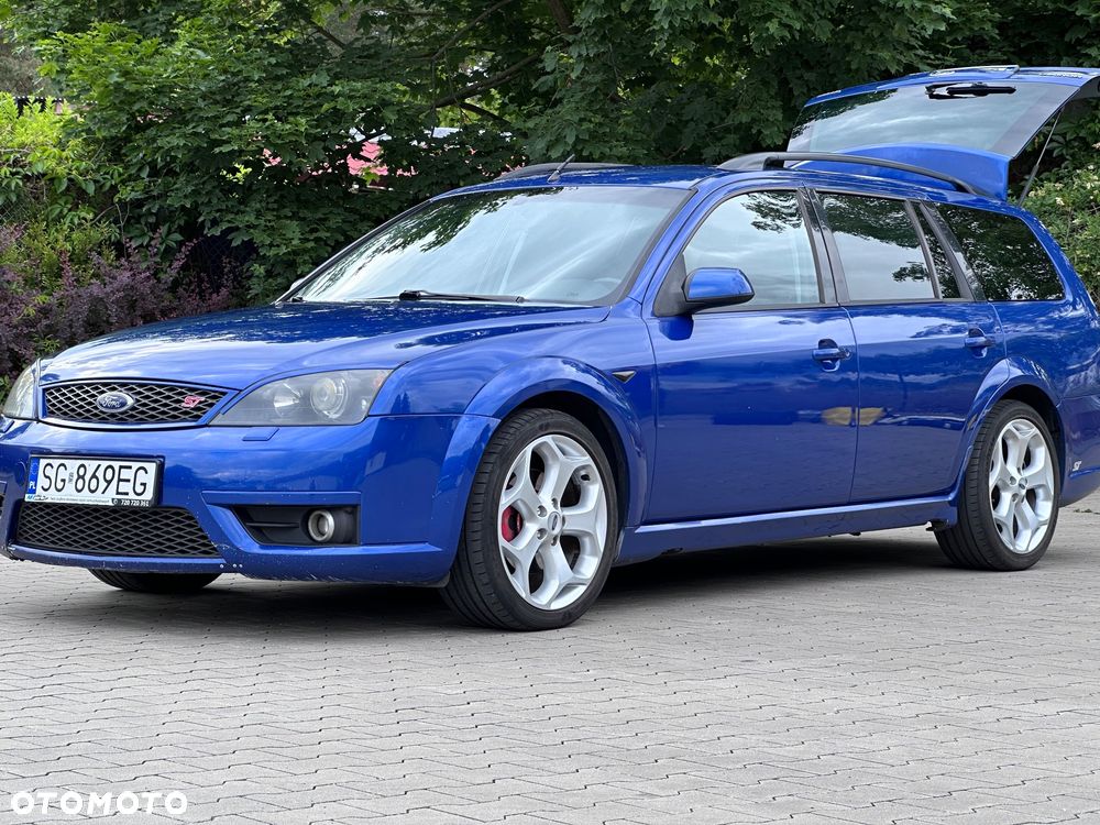 Ford Mondeo V6 ST 220 - 1