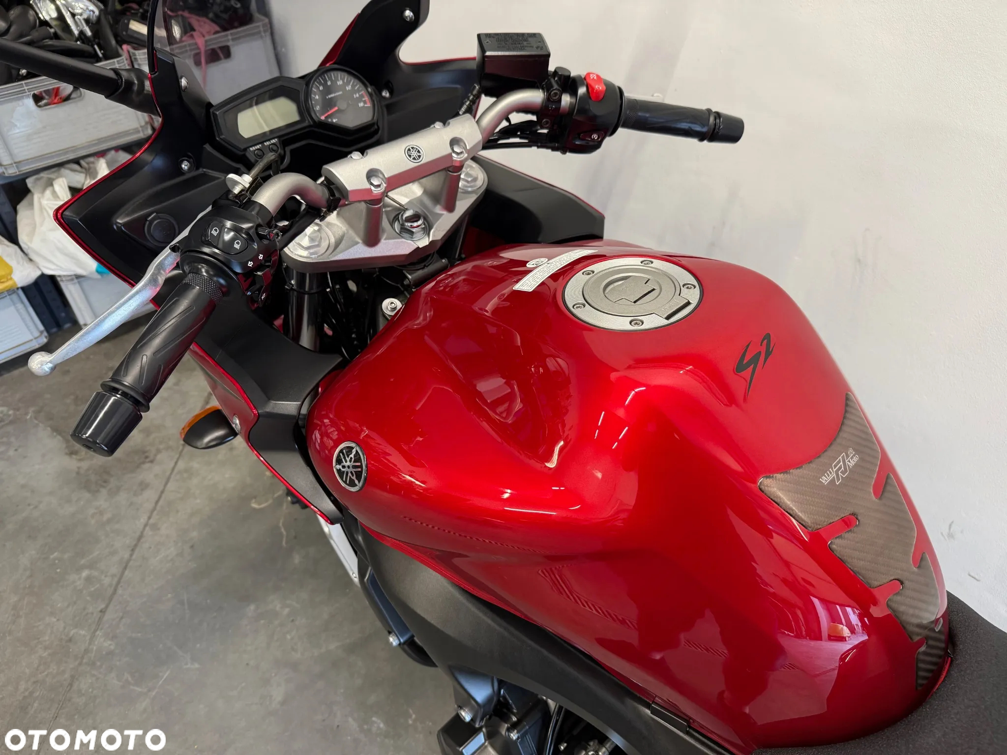 Yamaha FZ6 - 19