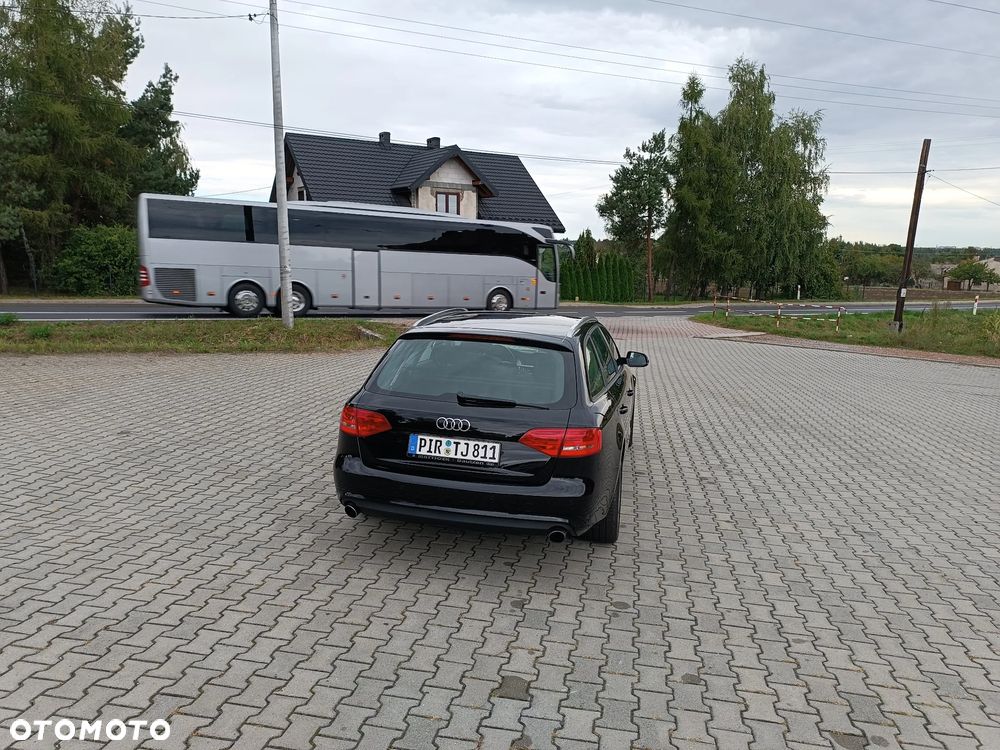 Audi A4 Avant - 6