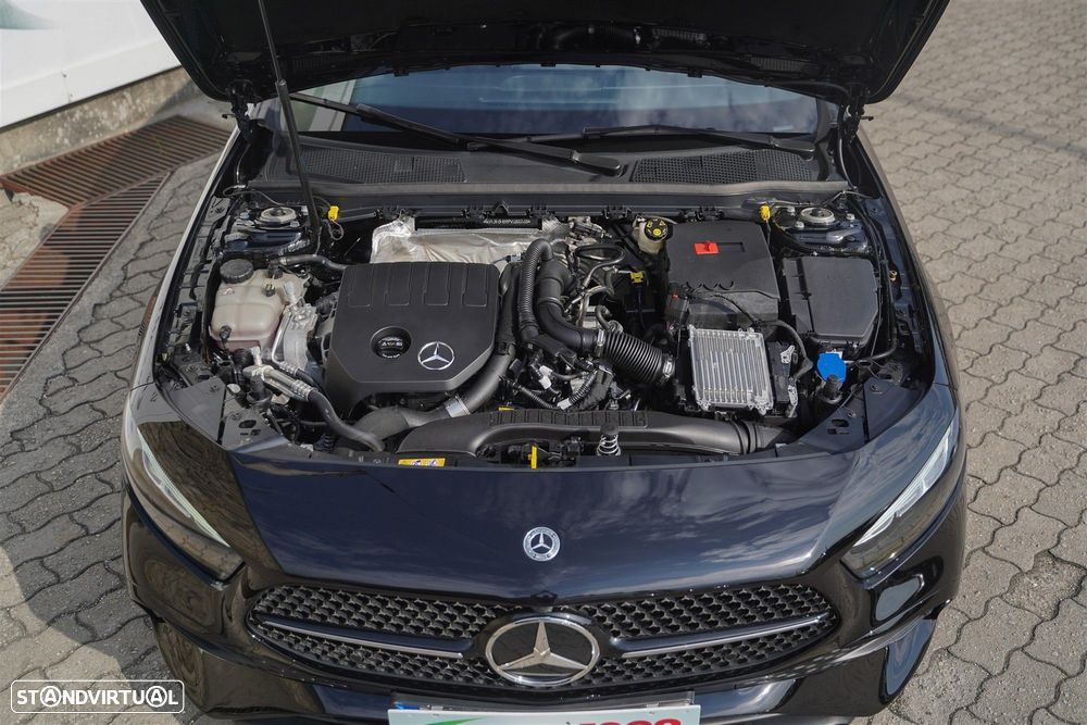 Mercedes-Benz A 200 AMG Line Aut. - 42