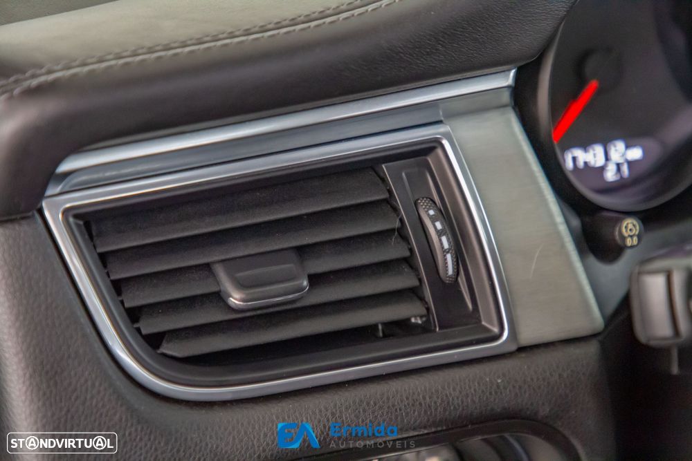 Porsche Macan S All Weather - 38