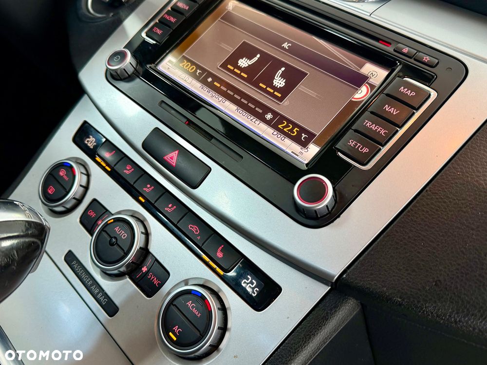 Volkswagen Passat 2.0 TDI Highline DSG - 6