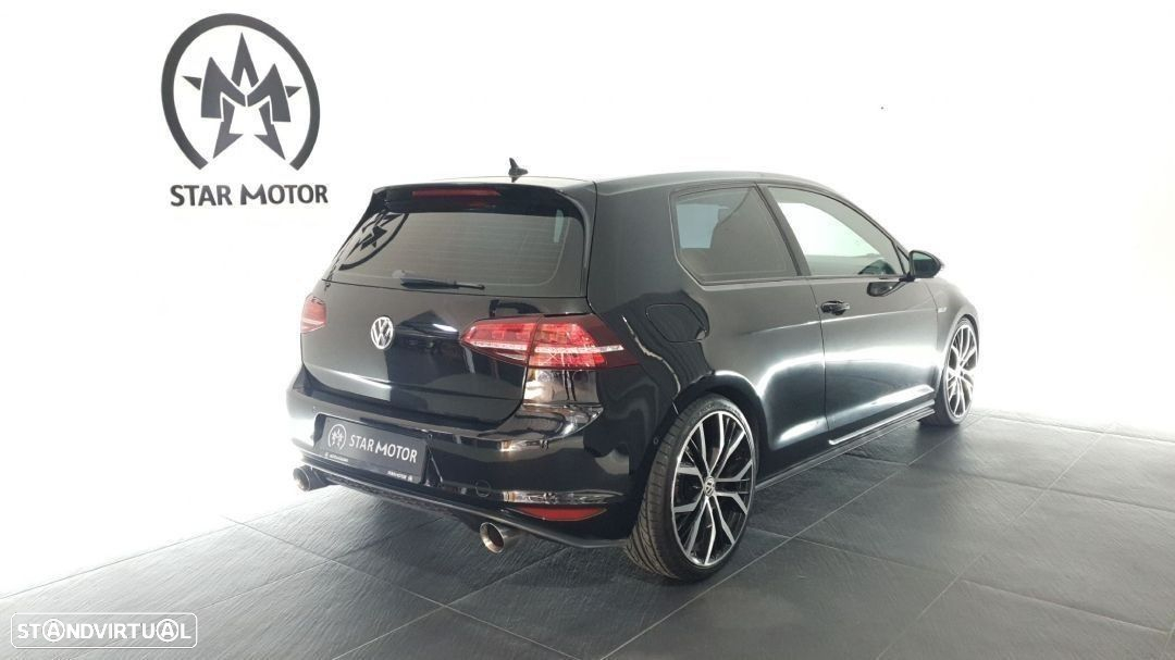 VW Golf 2.0 TDi GTD DSG - 42