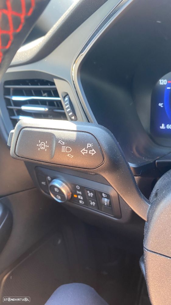 Ford Kuga 1.5 TDCi EcoBlue ST-Line Aut. - 36