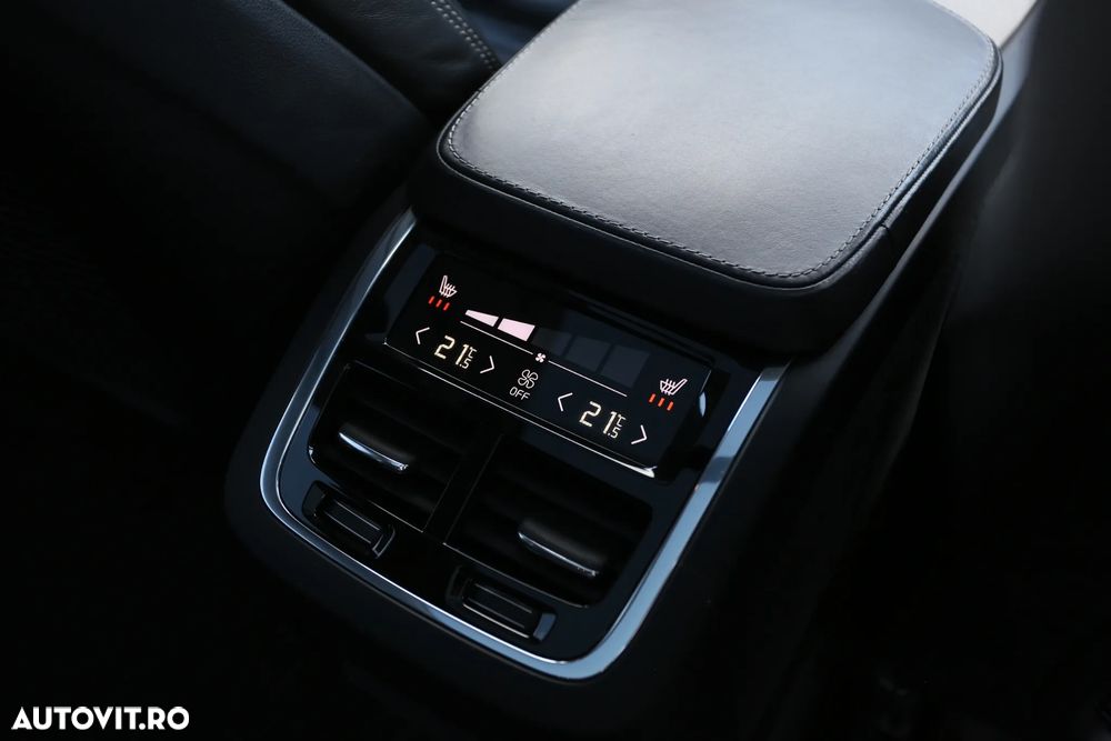 Volvo XC 90 D5 AWD Geartronic Inscription - 21