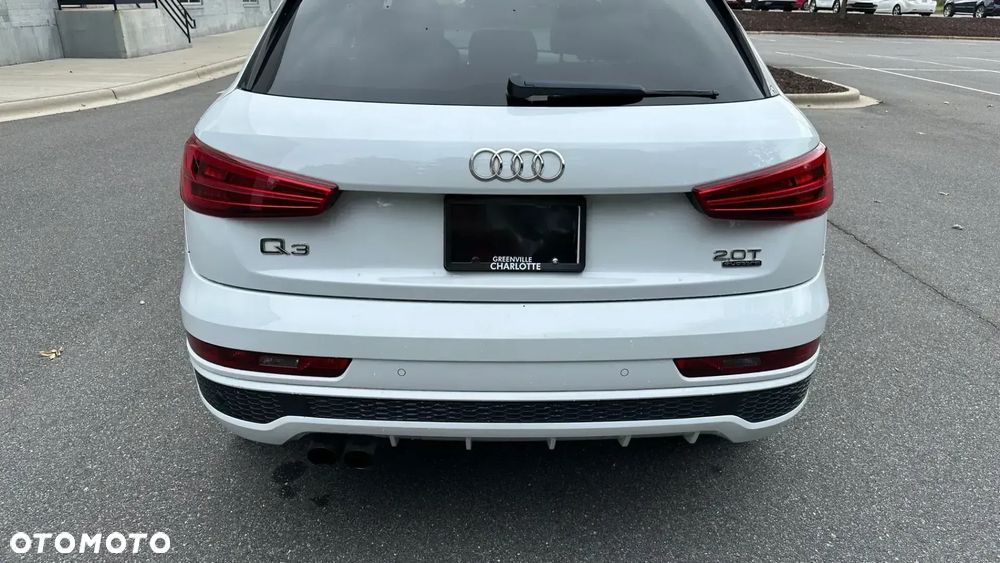 Audi Q3 2.0 TFSI Quattro S tronic design - 6