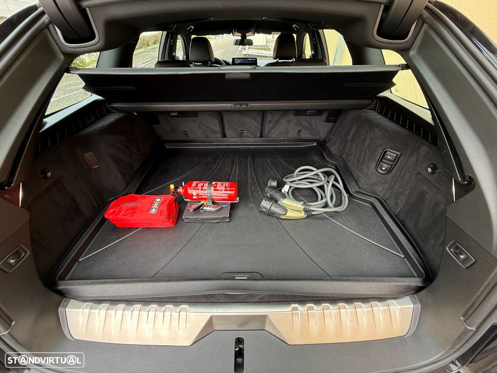 BMW 530 e Pack Desportivo M - 47