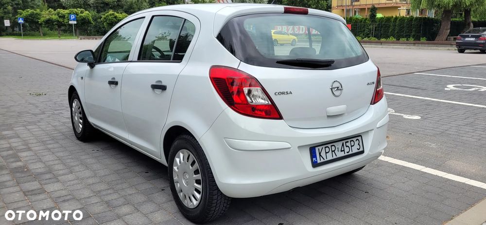 Opel Corsa - 5