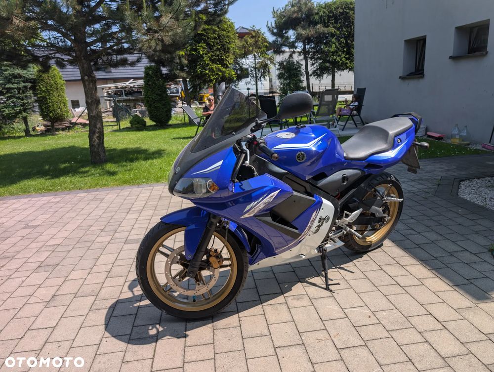 Yamaha TZR - 10